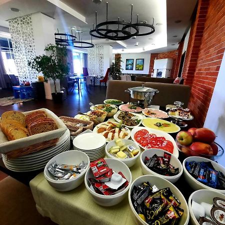 Hotel Weranda Lopuszno Jedle  Екстериор снимка