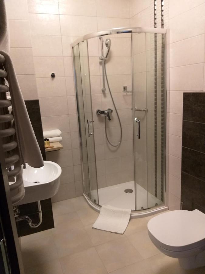 Hotel Weranda Lopuszno Jedle  Екстериор снимка