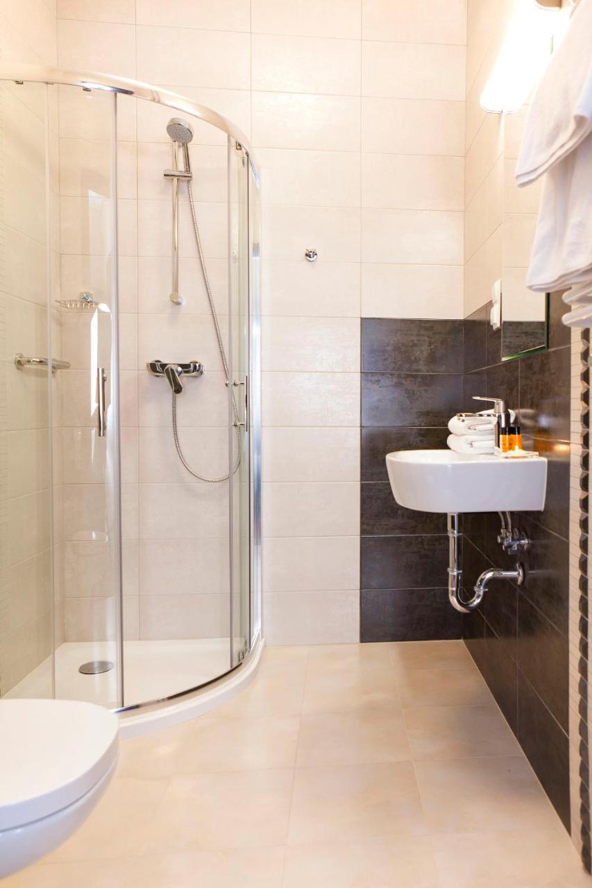 Hotel Weranda Lopuszno Jedle  Екстериор снимка