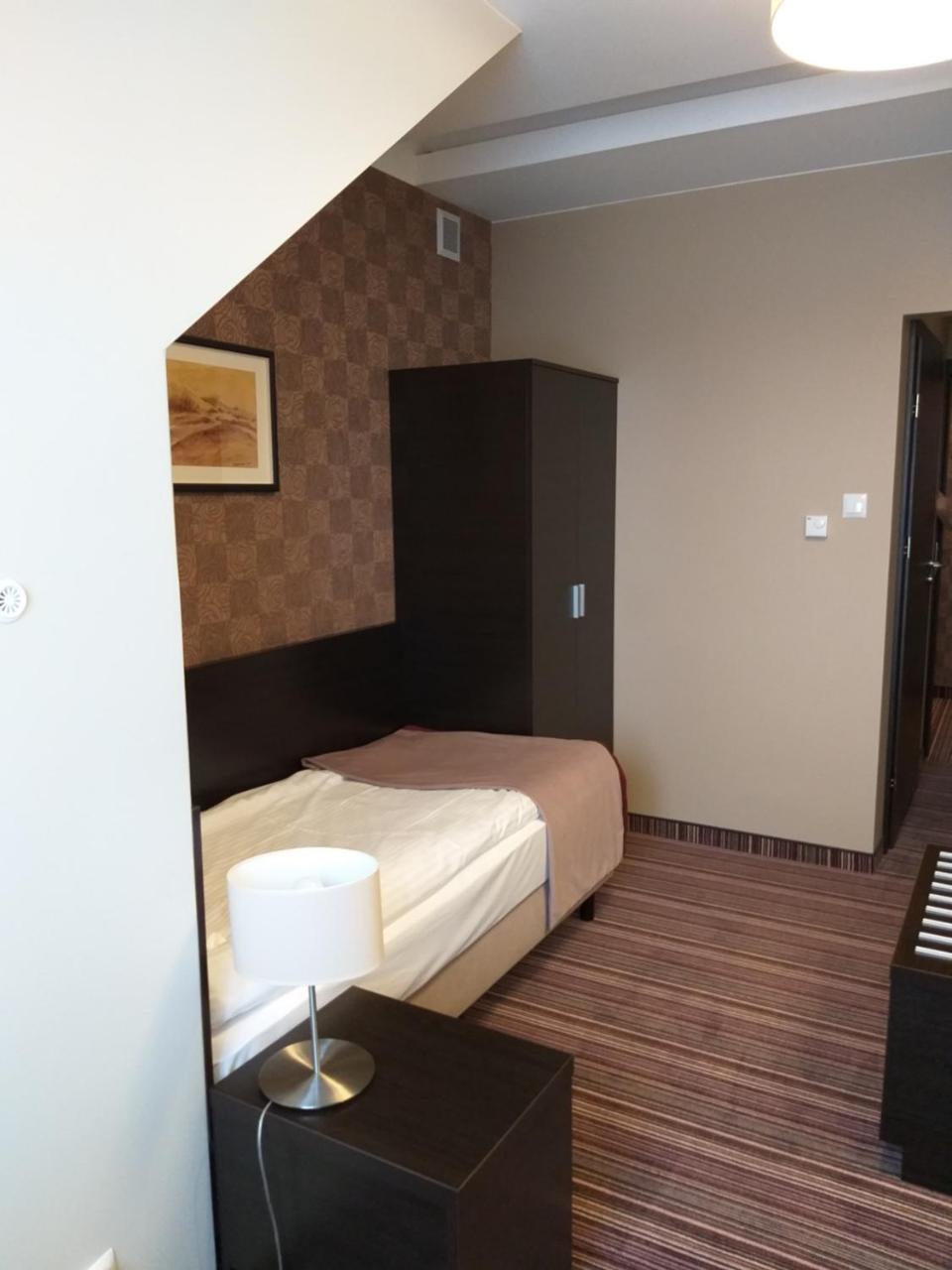 Hotel Weranda Lopuszno Jedle  Екстериор снимка