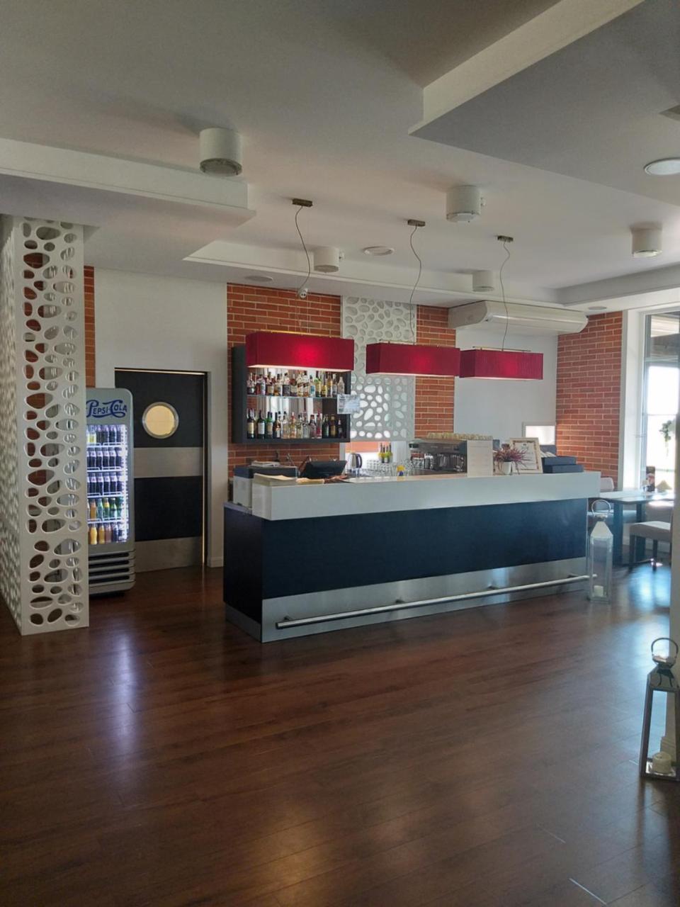 Hotel Weranda Lopuszno Jedle  Екстериор снимка